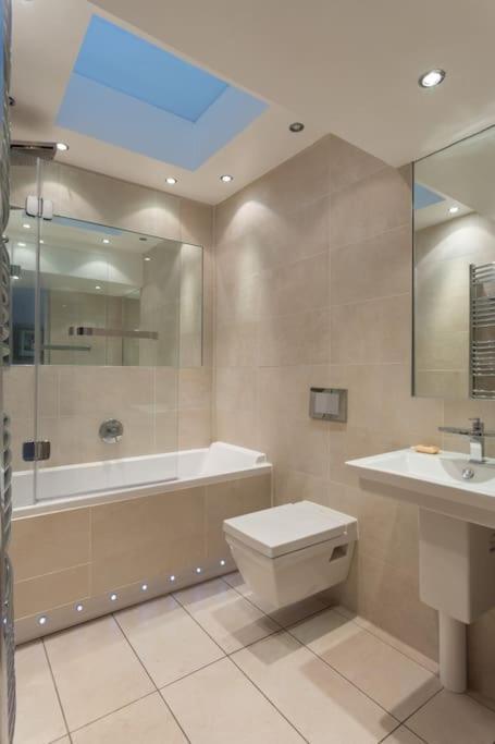 Prime Edinburgh City Centre - 4 Bed Penthouse Zewnętrze zdjęcie