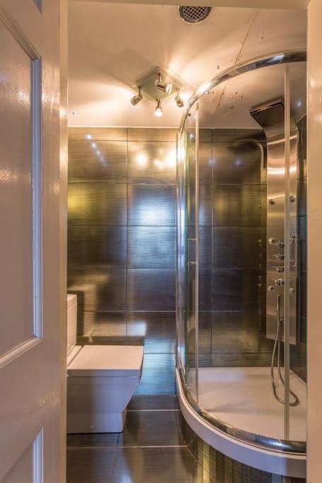 Prime Edinburgh City Centre - 4 Bed Penthouse Zewnętrze zdjęcie